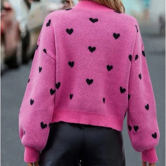 New pink heart print mock neck sweater - Picture 5 of 6